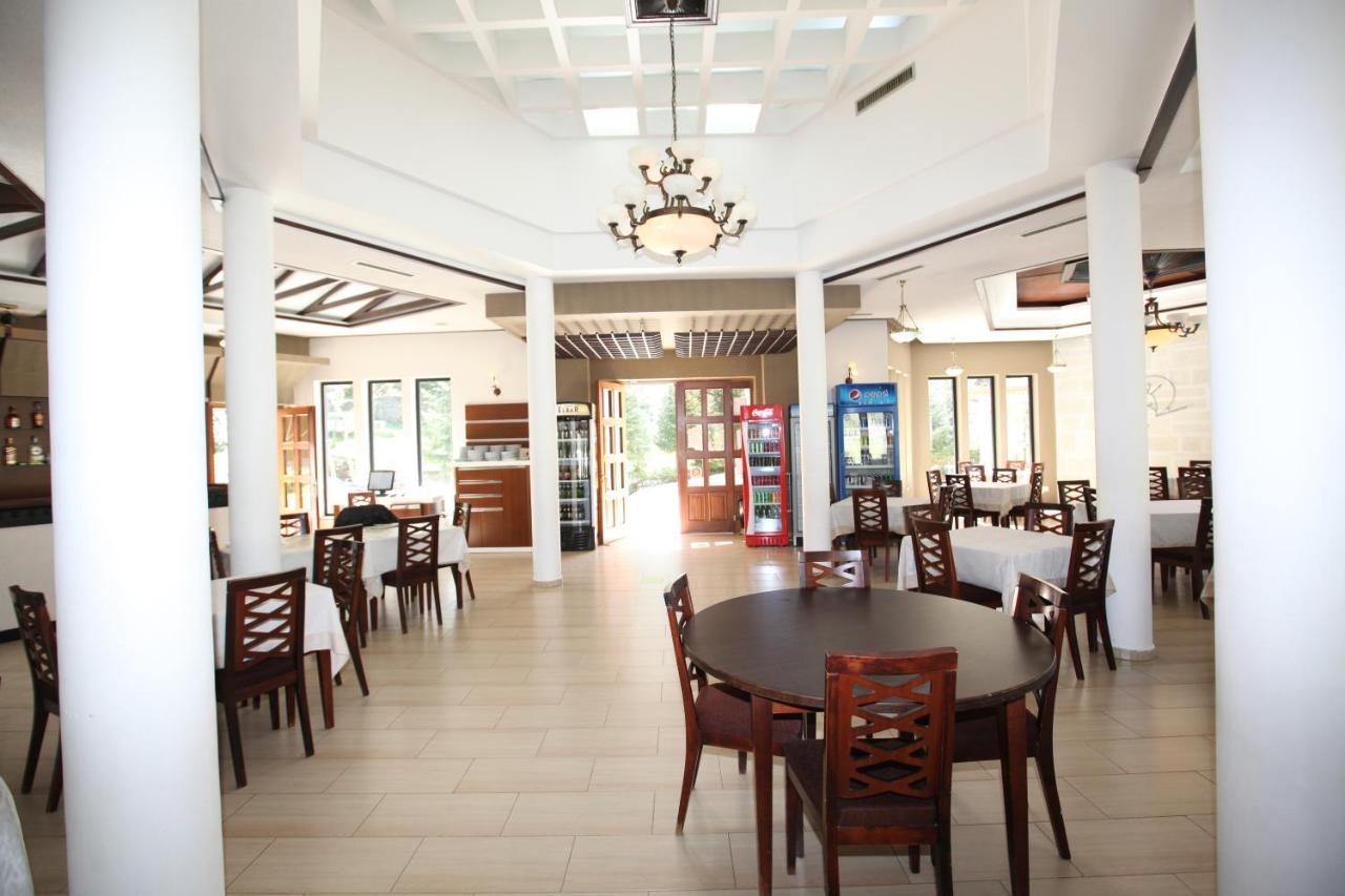 Hotel Gryka E Kelcyres Ngoại thất bức ảnh