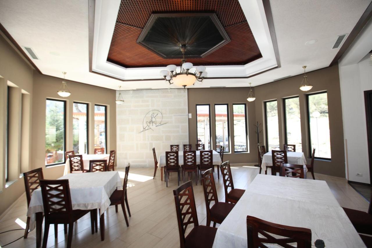 Hotel Gryka E Kelcyres Ngoại thất bức ảnh